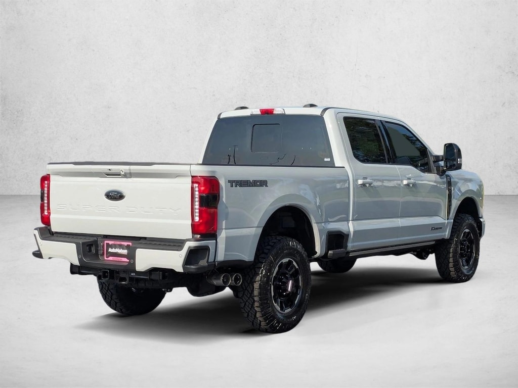New 2026 Ford F-250 LARIAT Truck Crew Cab