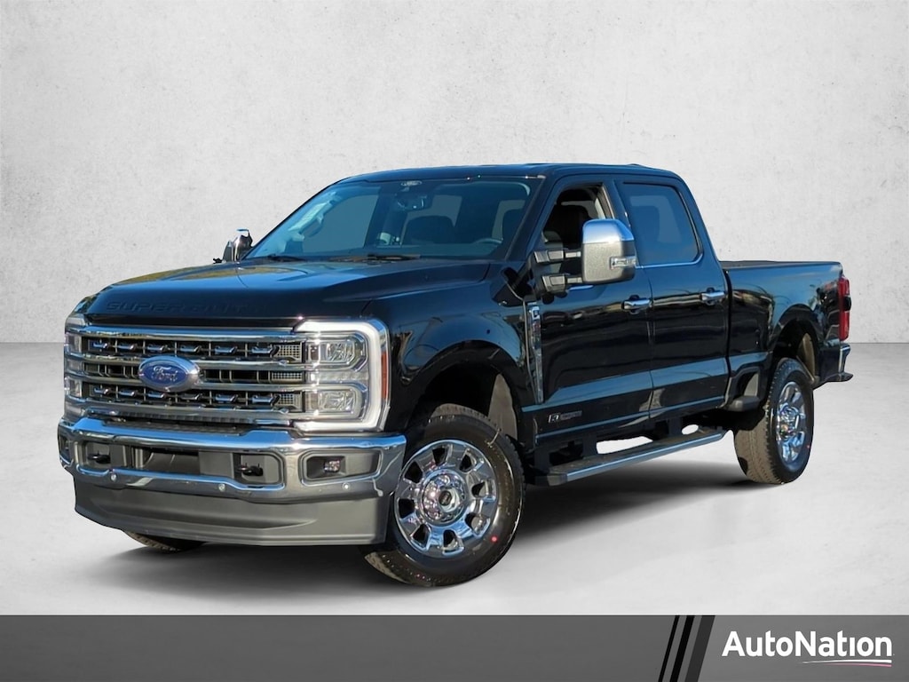 New 2026 Ford F-350 LARIAT Truck Crew Cab