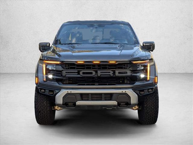 2025 Ford F-150 Raptor photo 2