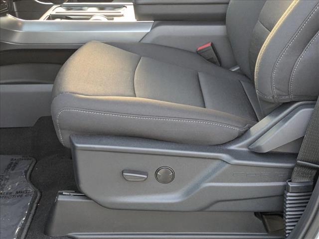 2025 Ford F-150 XLT photo 4