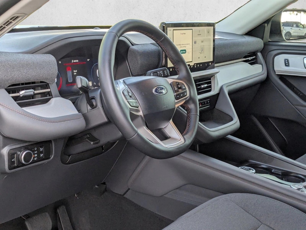 New 2026 Ford Explorer Active w/200A Pkg SUV