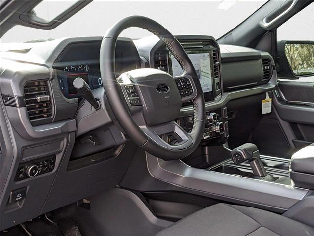 2025 Ford F-150 XLT photo 3