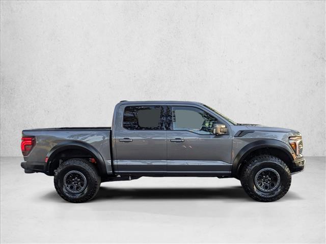 2025 Ford F-150 Raptor photo 4