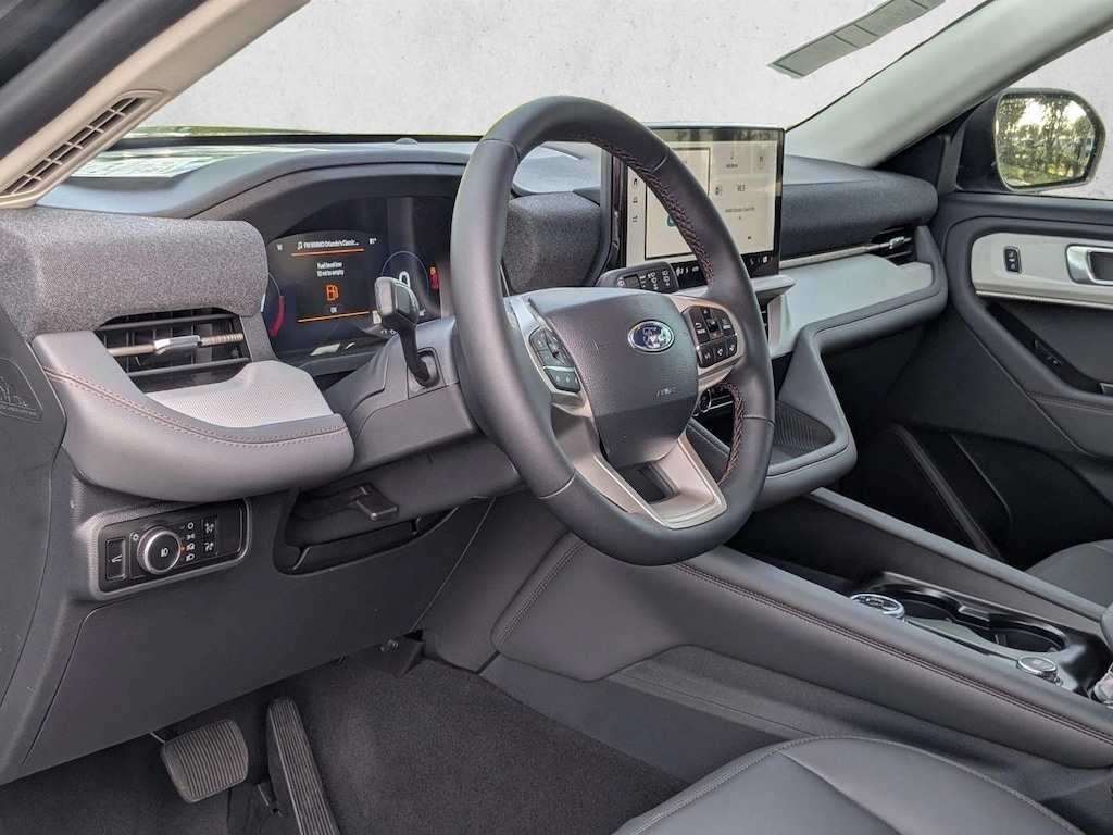 New 2026 Ford Explorer Active w/200A Pkg SUV