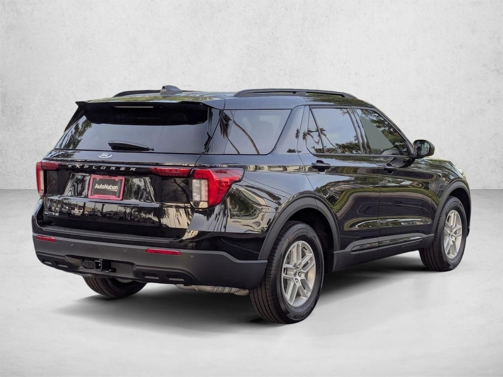New 2026 Ford Explorer Active w/200A Pkg SUV