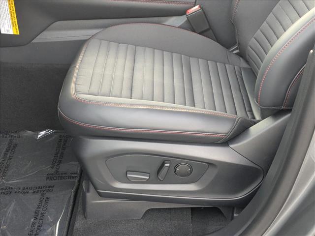 2026 Ford Explorer ST-Line photo 3