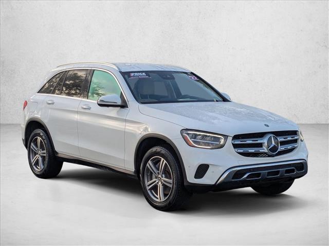 2022 Mercedes Benz GLC 300 photo 3