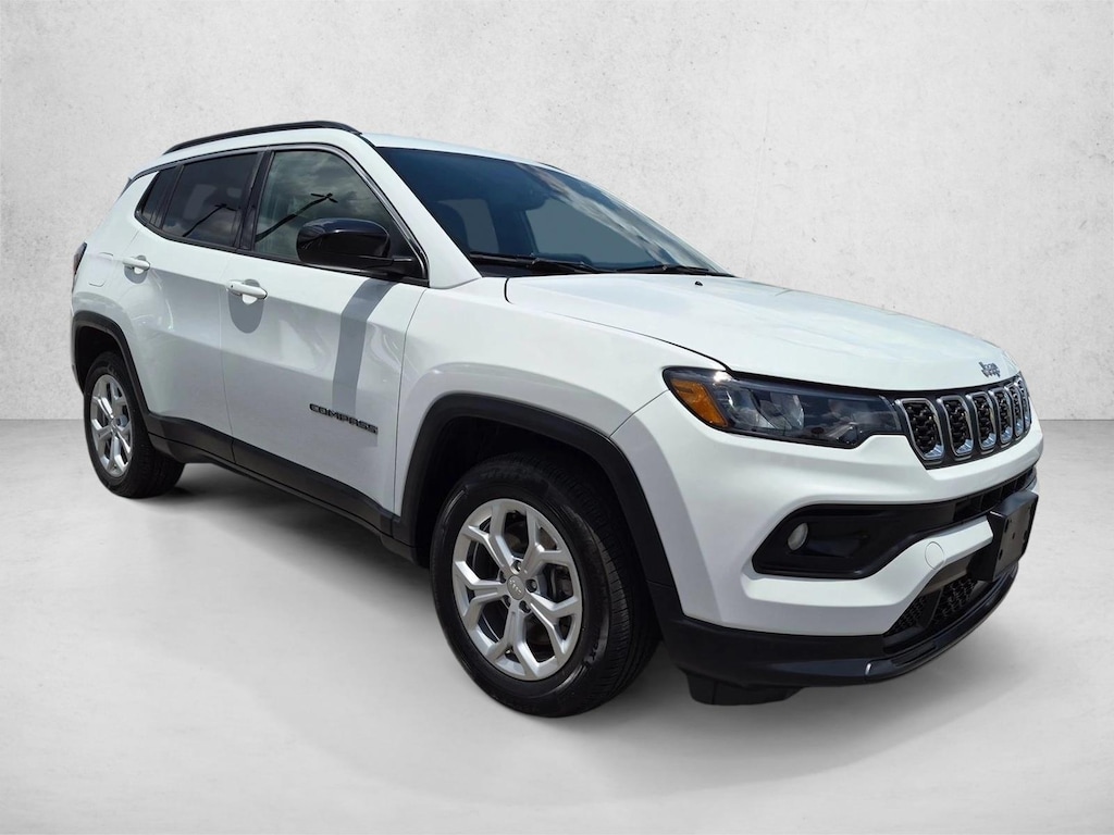 Used 2024 Jeep Compass Latitude SUV