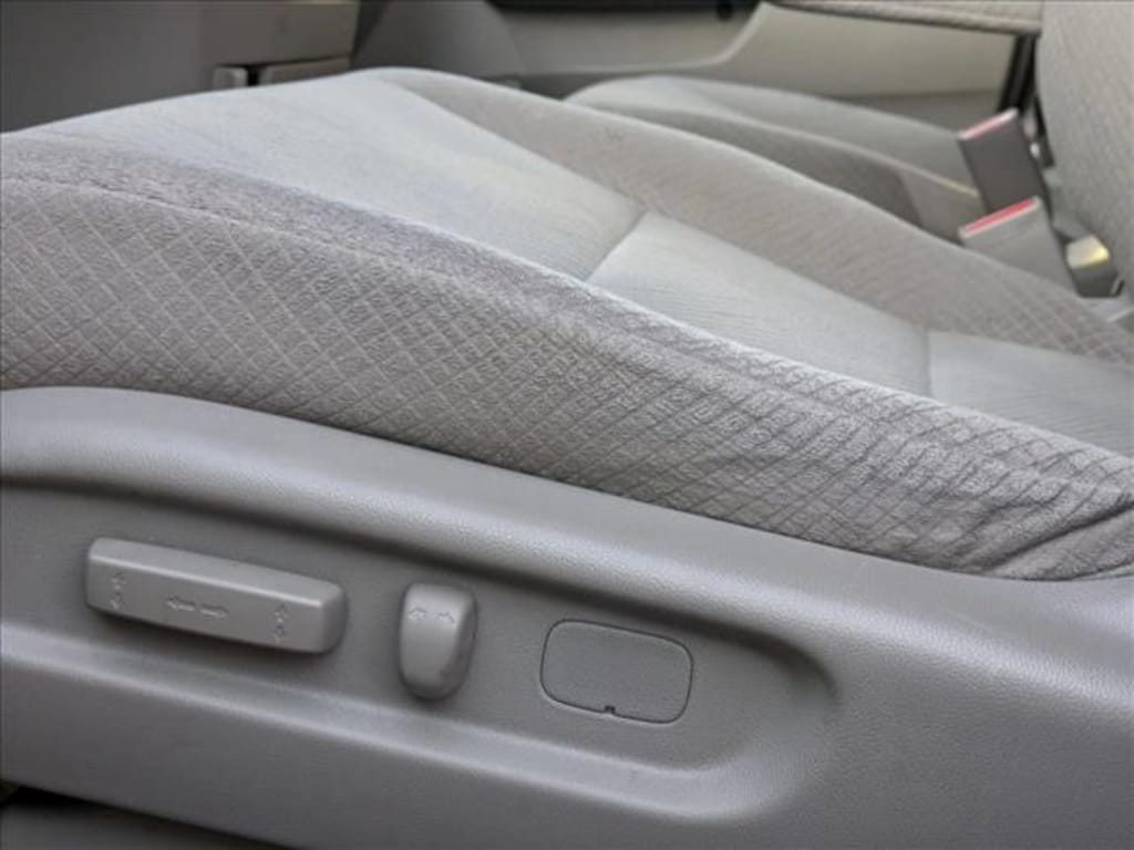 Used 2015 Honda Odyssey LX Van