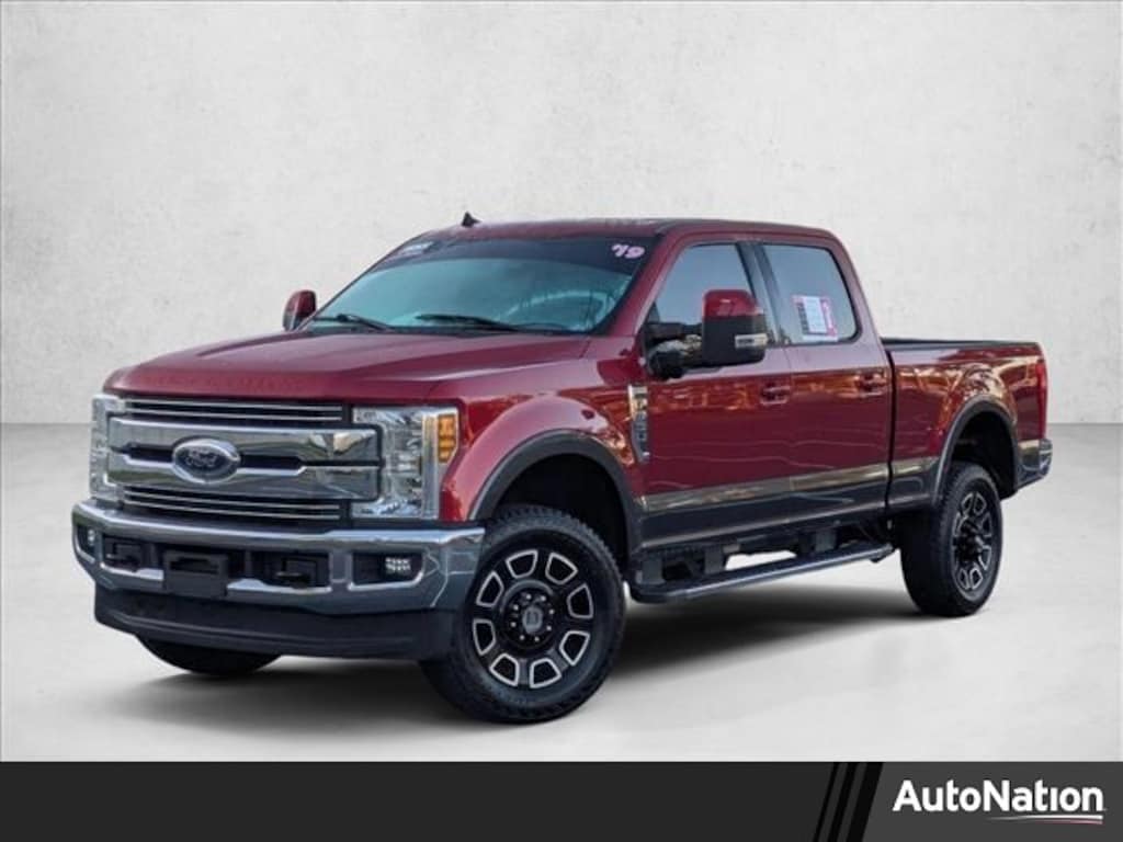 Used 2019 Ford F-350 LARIAT Truck Crew Cab