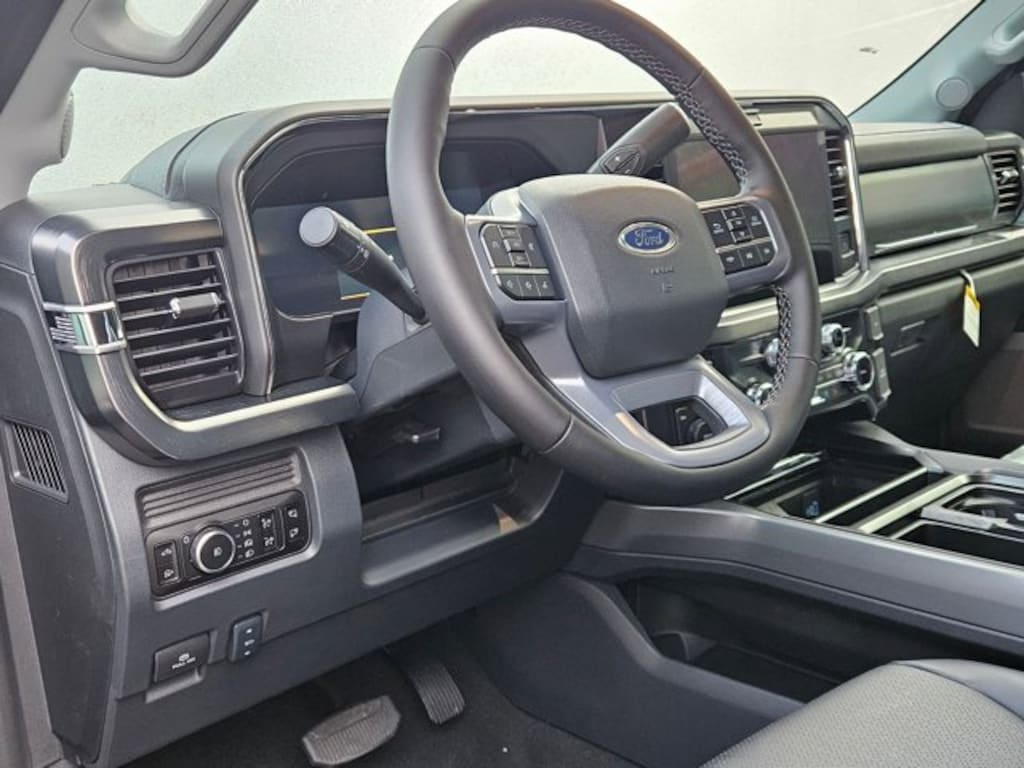 New 2026 Ford F-250 LARIAT Truck Crew Cab