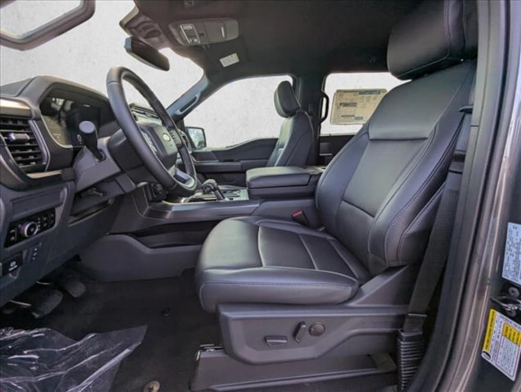 New 2025 Ford F-150 LARIAT Truck SuperCrew Cab