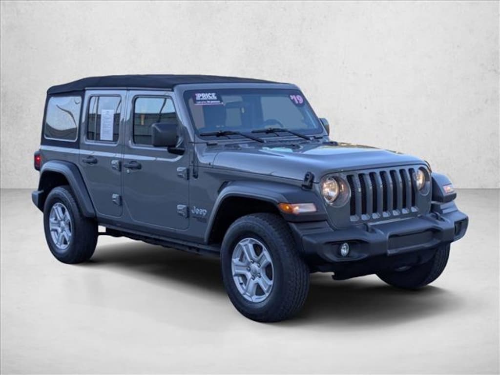 Used 2019 Jeep Wrangler Sport S SUV