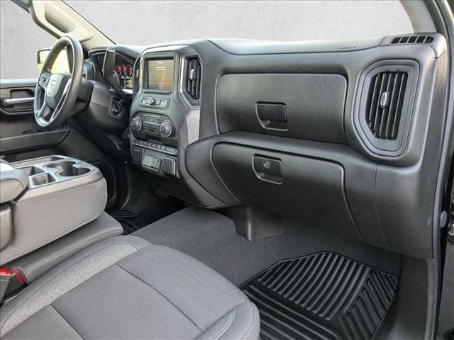 2025 Chevrolet Silverado 1500 Custom - Photo 19