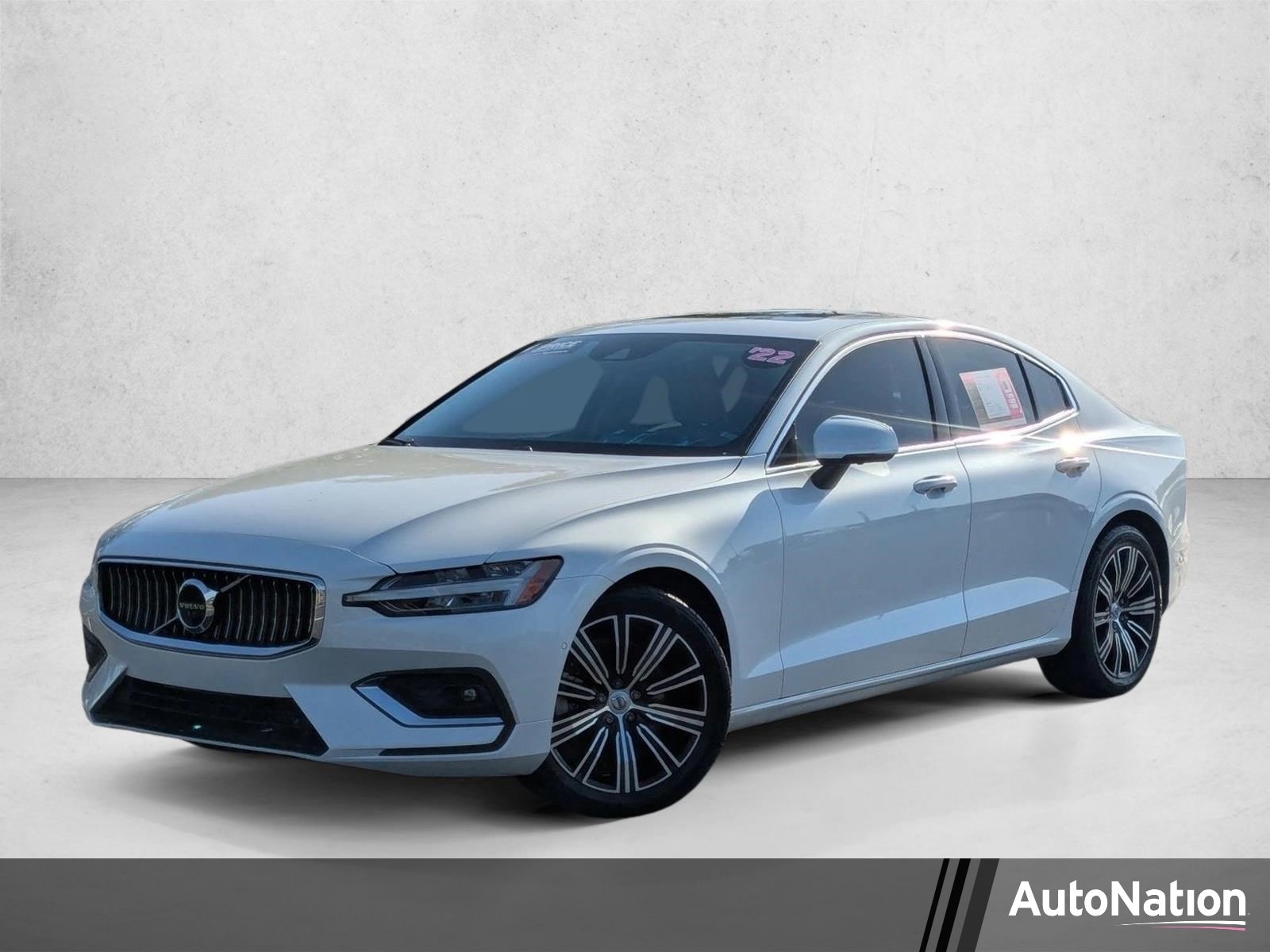 2022 Volvo S60 B5 Inscription's photo