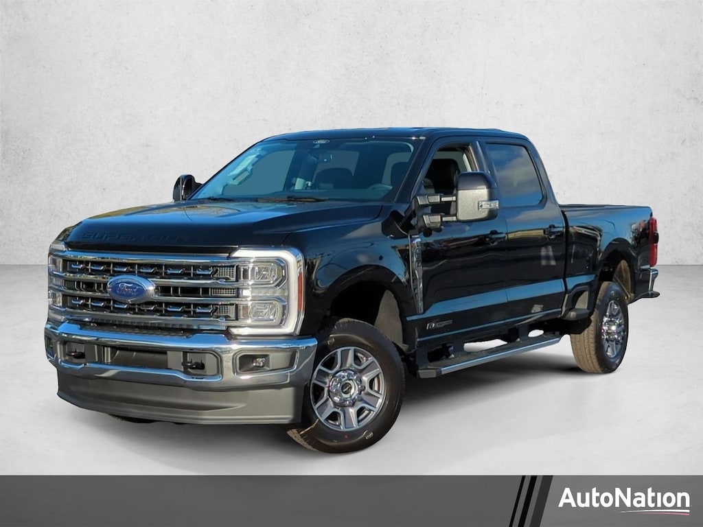 New 2026 Ford F-350 LARIAT Truck Crew Cab
