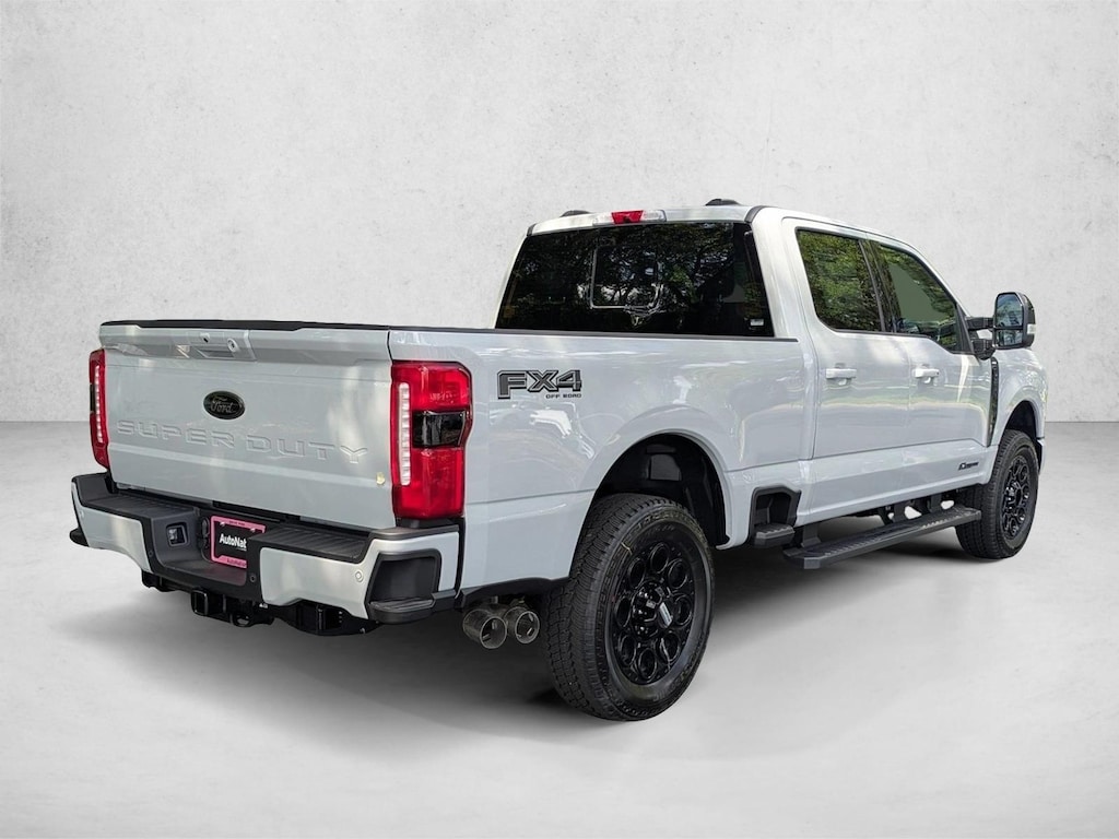New 2026 Ford F-250 LARIAT Truck Crew Cab