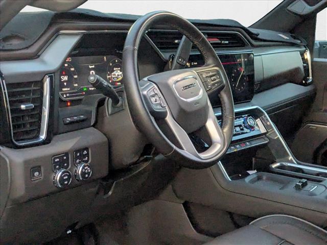 2024 Gmc Sierra 3500 HD Denali photo 2