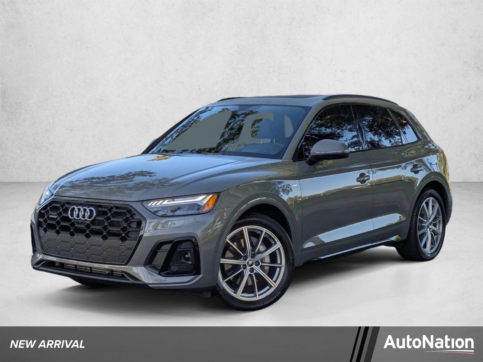 2023 Audi Q5 55 e Prestige's photo