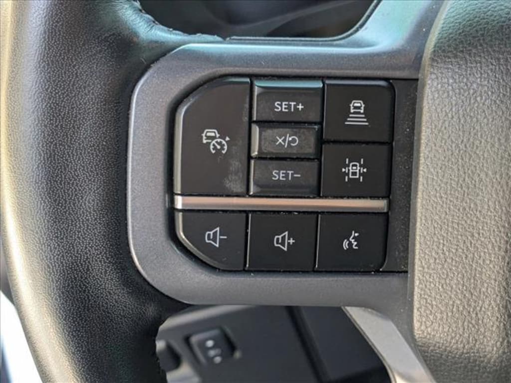 Used 2023 Ford F-150 Lightning LARIAT Truck SuperCrew Cab