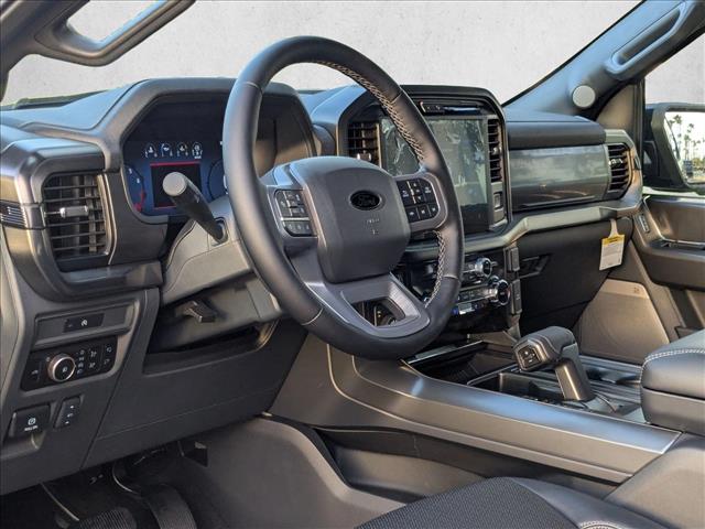 2025 Ford F-150 Lariat photo 3
