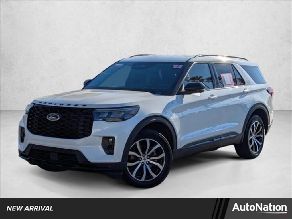 Used 2025 Ford Explorer ST-Line SUV