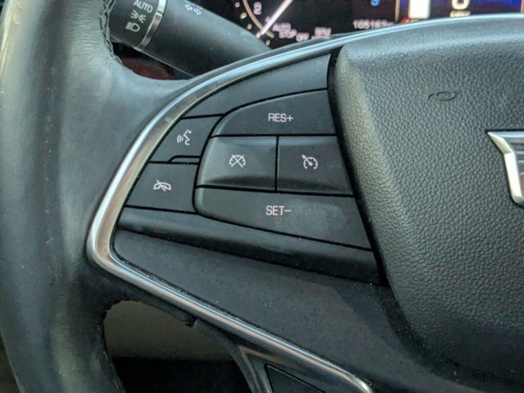 Used 2018 CADILLAC XT5 Luxury FWD SUV