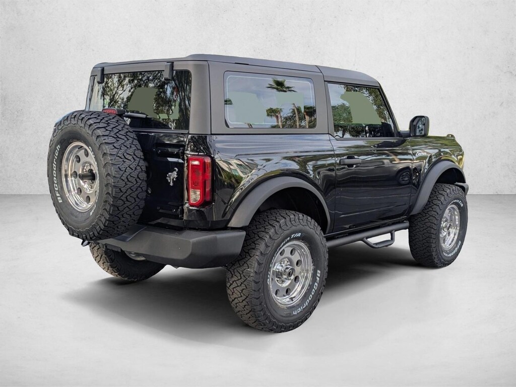 New 2026 Ford Bronco Base SUV
