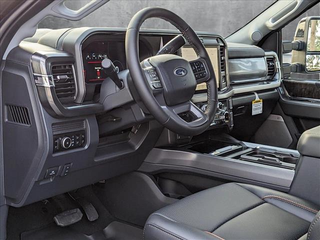 2025 Ford F-250 Lariat photo 3
