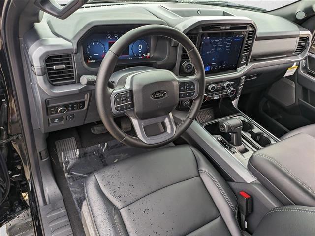 2025 Ford F-150 XLT photo 3