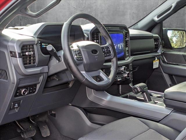 2025 Ford F-150 XLT photo 3