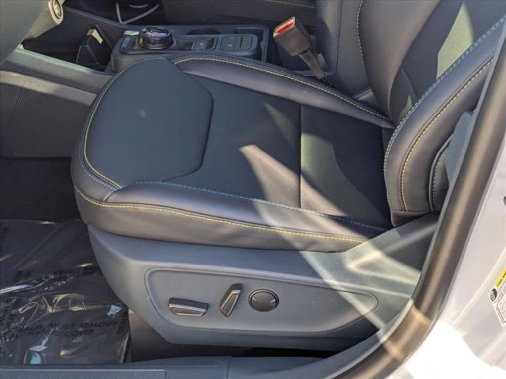 New 2026 Ford Maverick Lobo Standard Truck SuperCrew