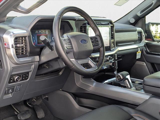 2025 Ford F-150 Lariat photo 3