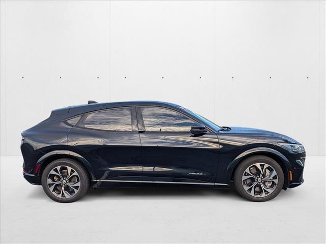 2023 Ford Mustang Mach-E Premium photo 3