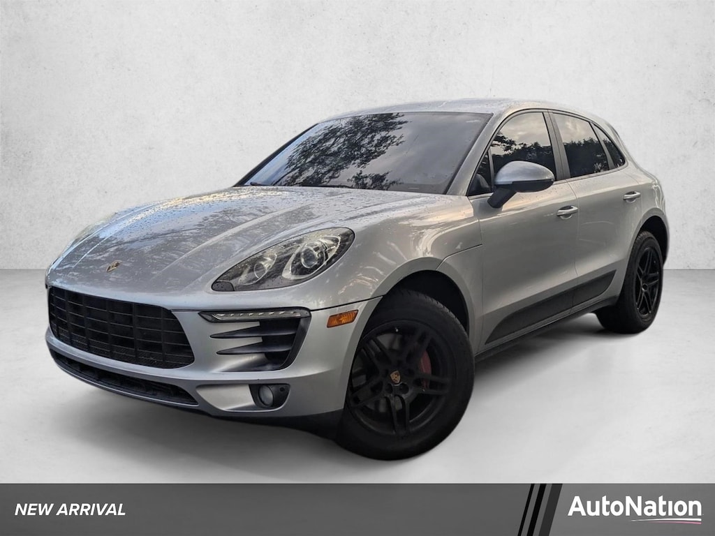 Used 2018 Porsche Macan SUV