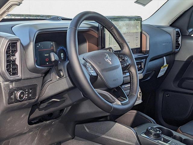 2025 Ford Bronco Sport Outer Banks photo 3