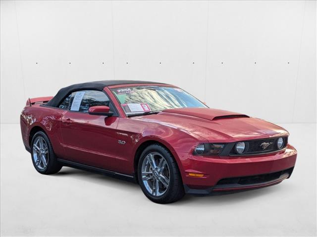 2011 Ford Mustang GT Premium Convertible photo 3