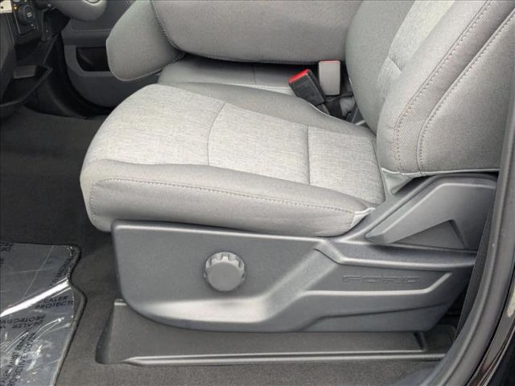 New 2026 Ford F-350 XL Truck Crew Cab