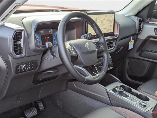 2025 Ford Bronco Sport Outer Banks photo 3