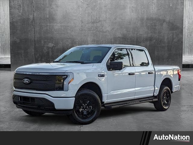 2025 Ford F-150 Lightning XLT's photo
