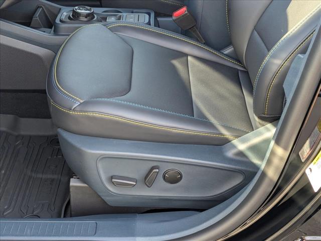 2025 Ford Maverick photo 4