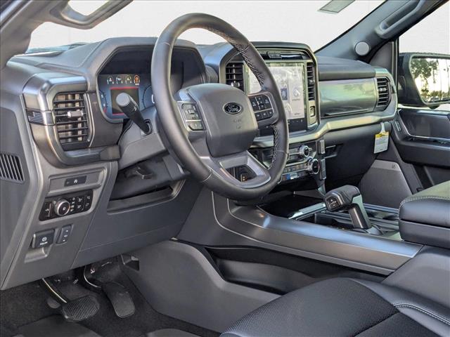 2025 Ford F-150 Lariat photo 2