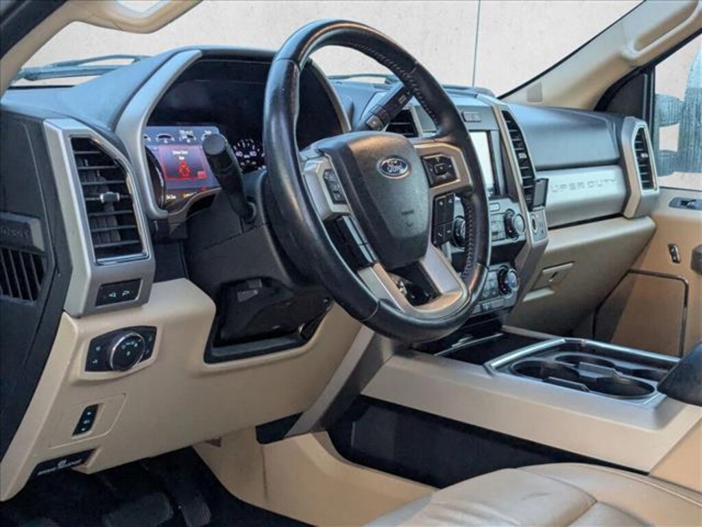 Used 2021 Ford F-250 LARIAT Truck Crew Cab