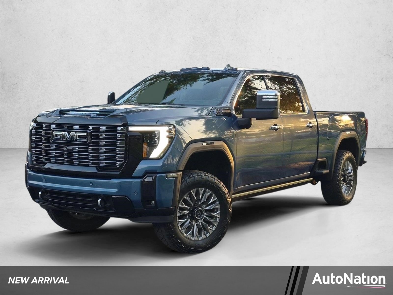 2025 GMC Sierra 4WD Crew Cab Long Box Denali Ultimate's photo