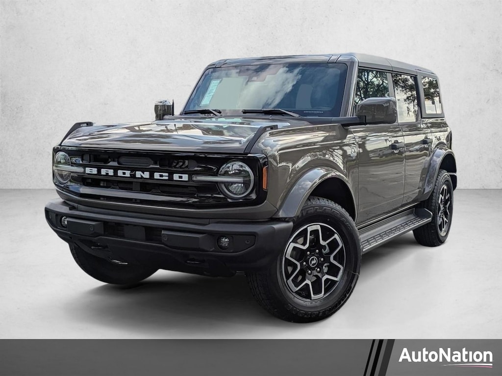 New 2026 Ford Bronco Outer Banks SUV