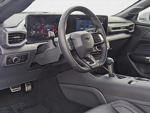 2025 Ford Mustang GT Premium Convertible photo 3