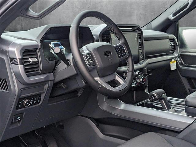 2025 Ford F-150 XLT photo 3