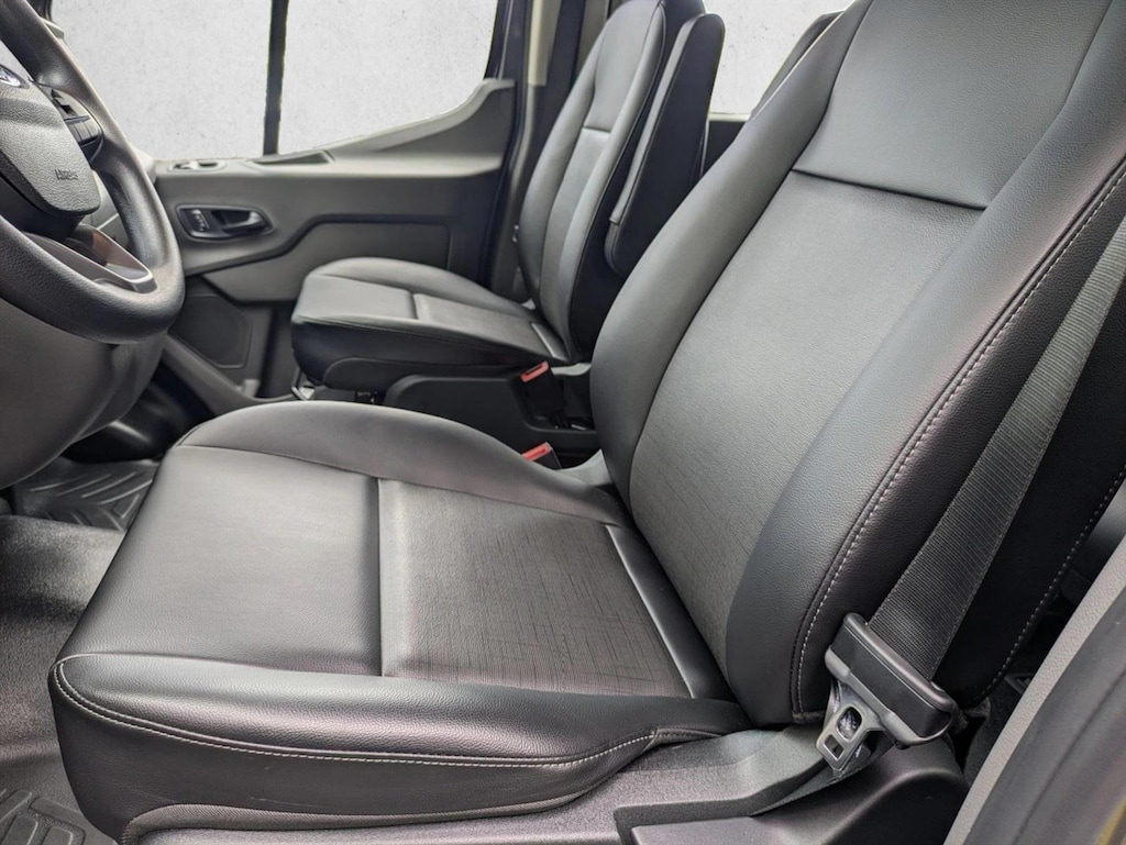 New 2026 Ford Transit-350 Passenger XL Wagon Low Roof Van