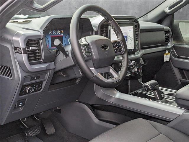 2025 Ford F-150 XLT photo 3