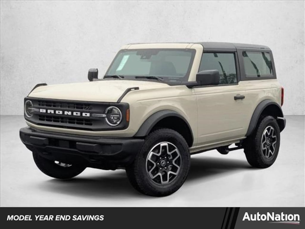New 2025 Ford Bronco Base SUV